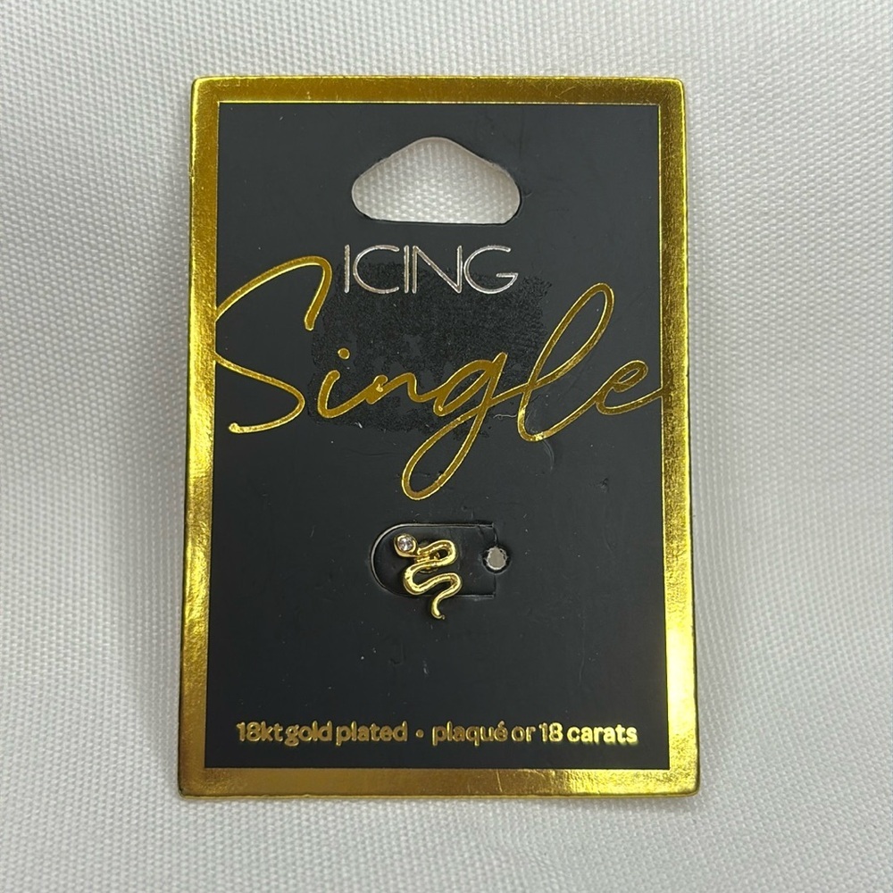 Icing Snake Single Earring Gold
